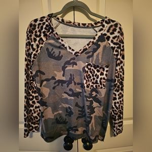 Women's Long Sleeve T in Large.